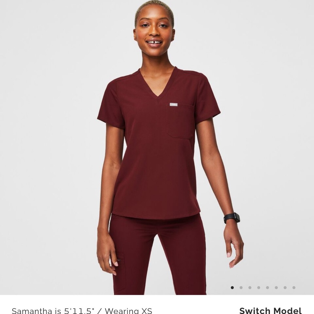 Catarina One-Pocket Scrub Top